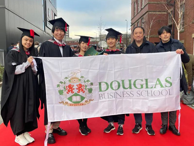 英国中央兰开夏大学（UClan）2024年毕业典礼回顾