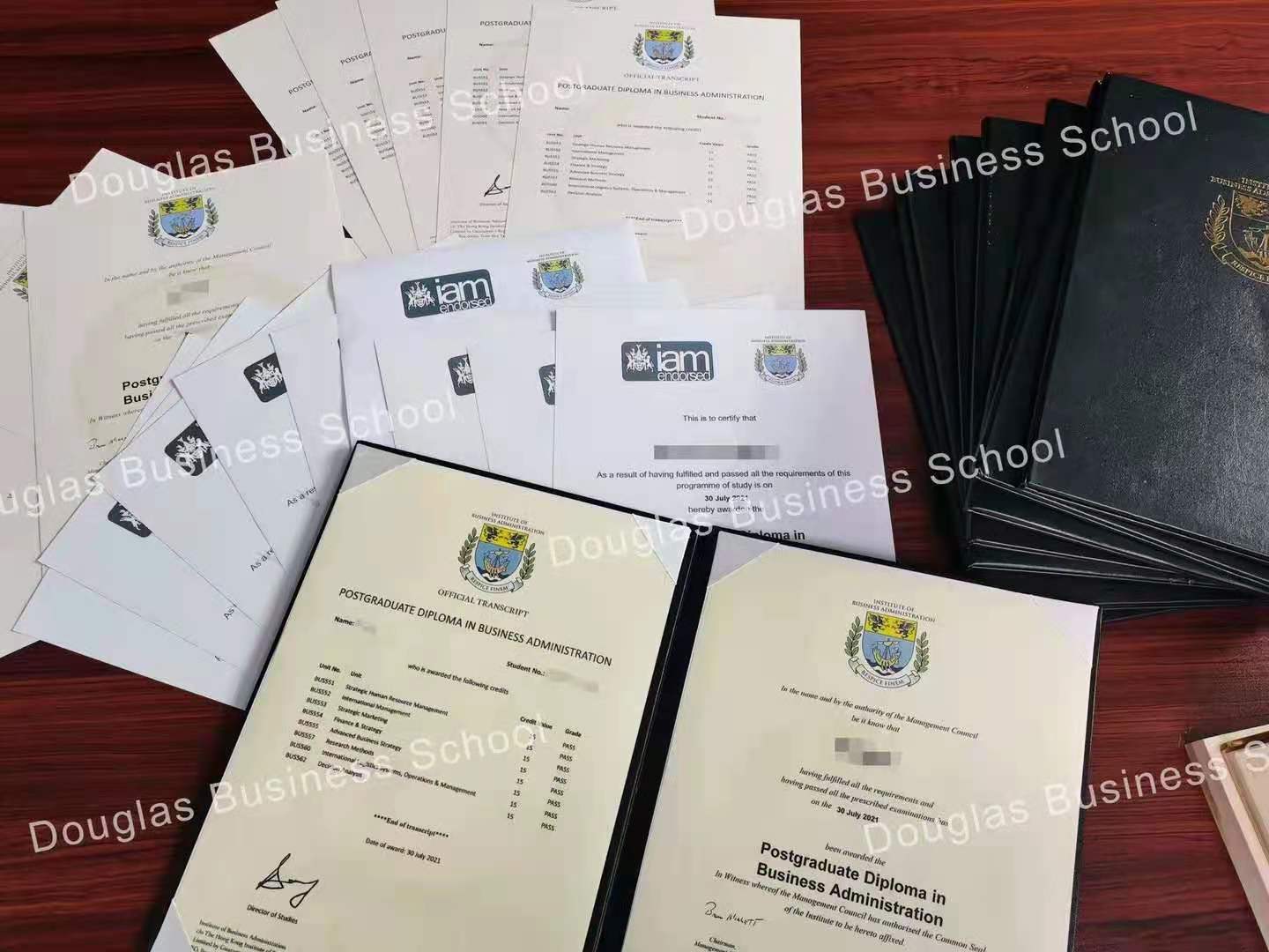 恭喜新一批英国ARU大学MBA学员获得第7级研究生深造文凭！